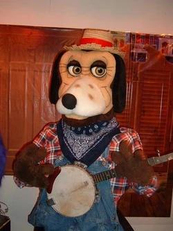 Jasper T Jowls (Chuck E Cheese's Pizza Time Theatre)