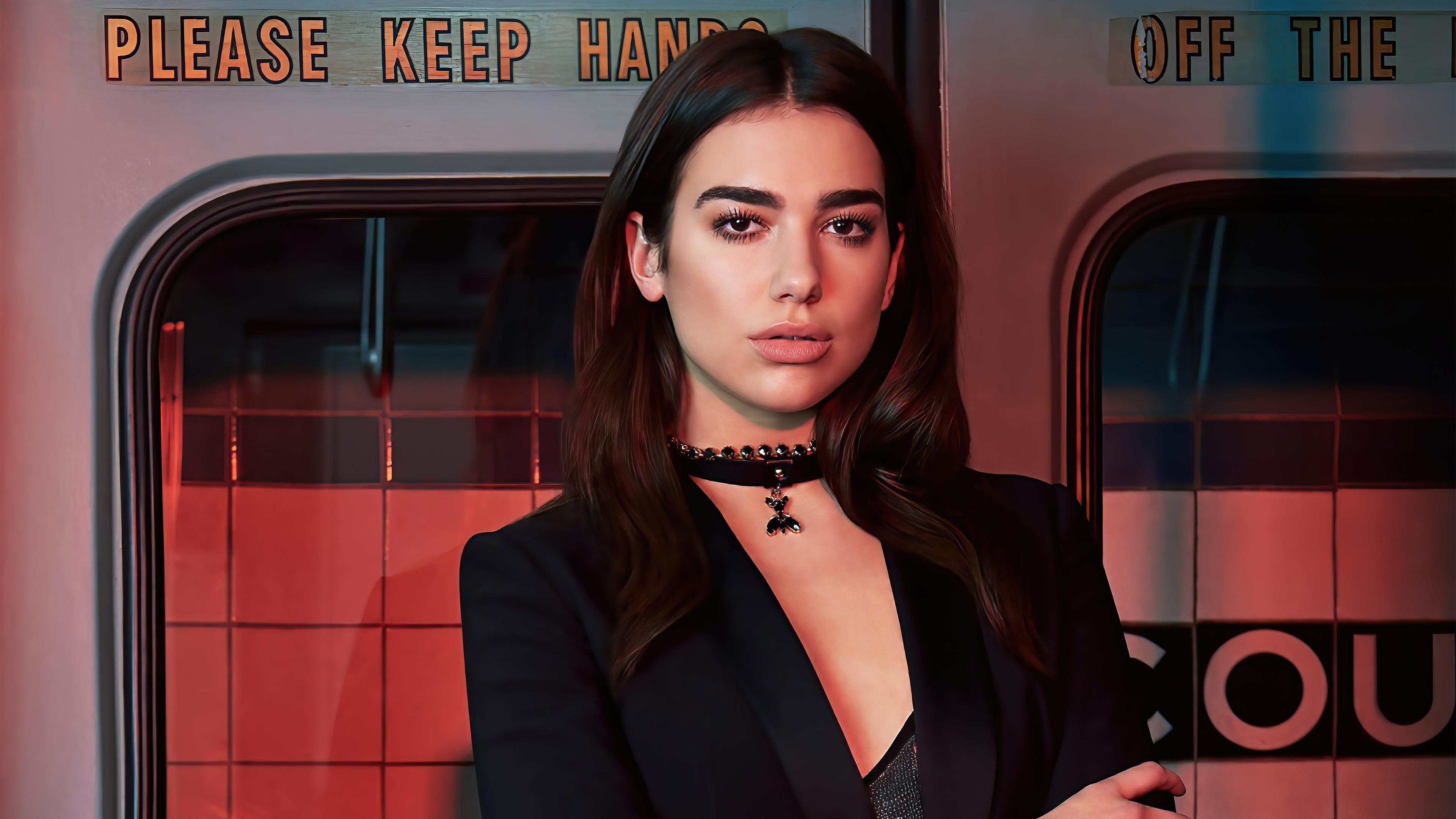 Dua Lipa