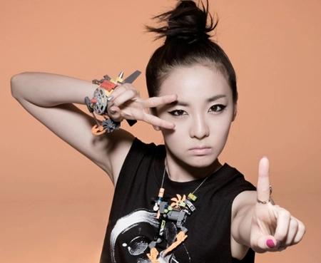 DARA (from 2NE1)