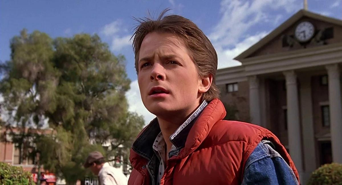 Marty Mcfly (Mexican Spanish) - Back To The Future / Volver Al Futuro