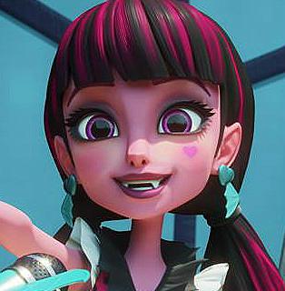 Draculaura (Agustina Cirulnik) (Monster High:Adventures Of The Ghouls Squad o Monster High 2016) Español Latino