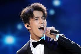 Dimash Kudaibergen (Димаш Құдайберген)