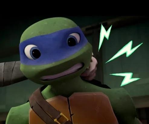 Leonardo (TMNT 2012) (Jason Biggs)