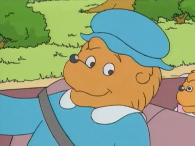 Mama Bear (The Berenstain Bears, Camilla Scott)