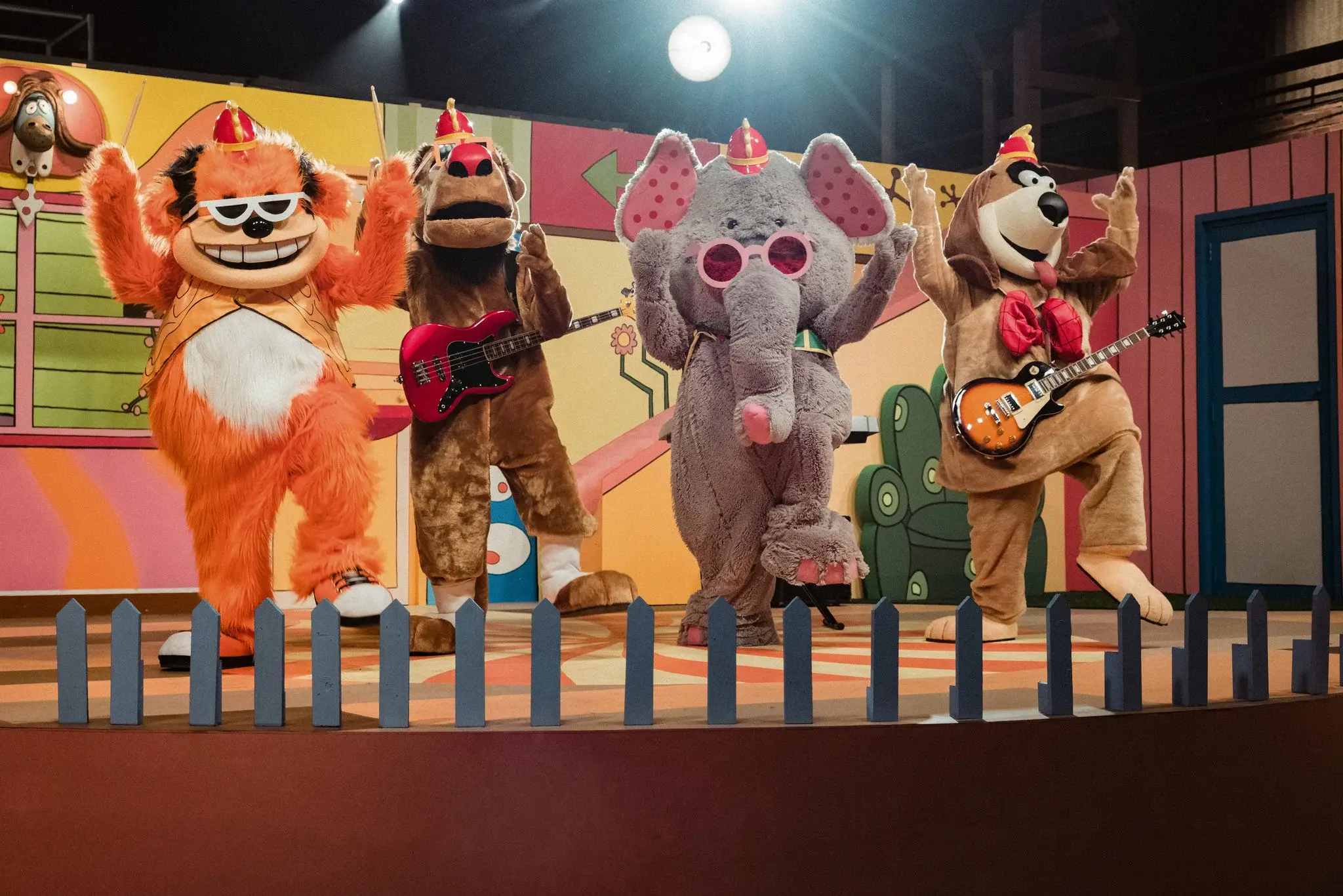 The Banana Splits Movie Tra La La Song