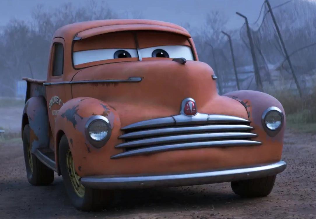 Smokey (Cars 3)