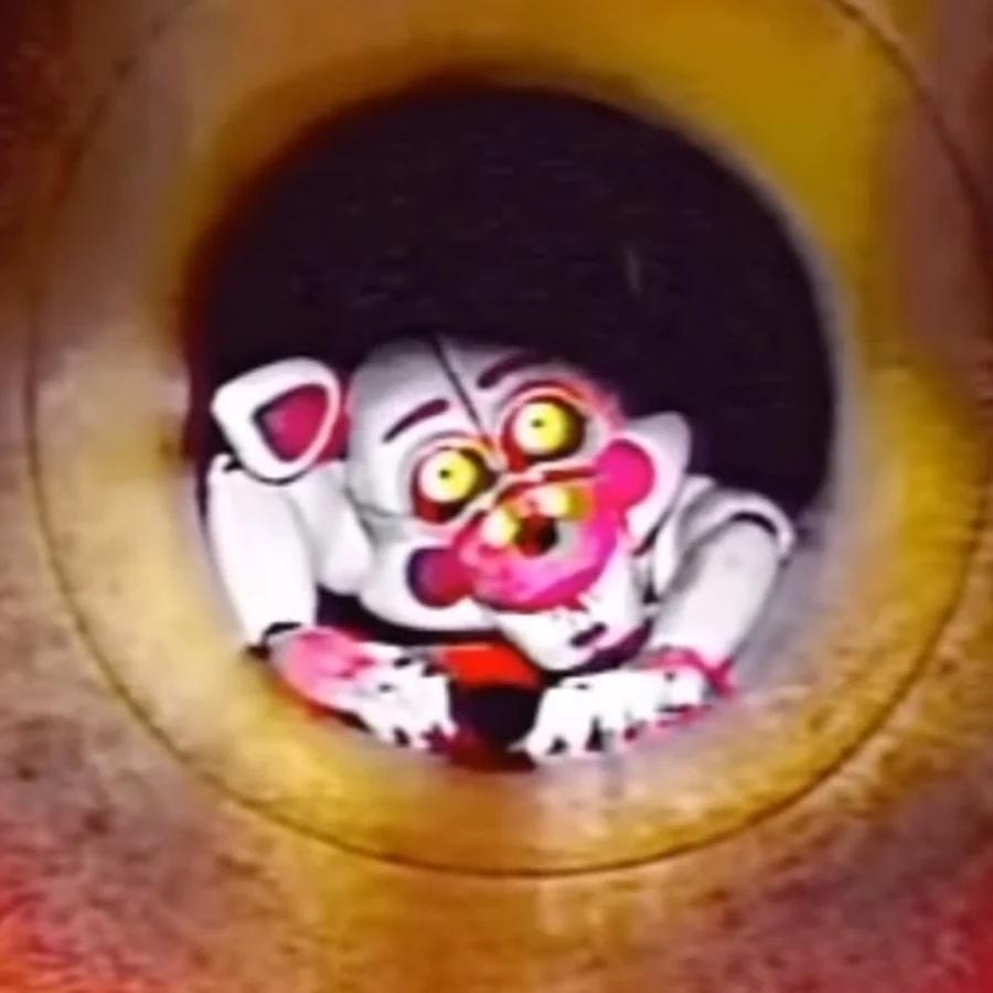 Tunnel Vision_Funtime Foxy